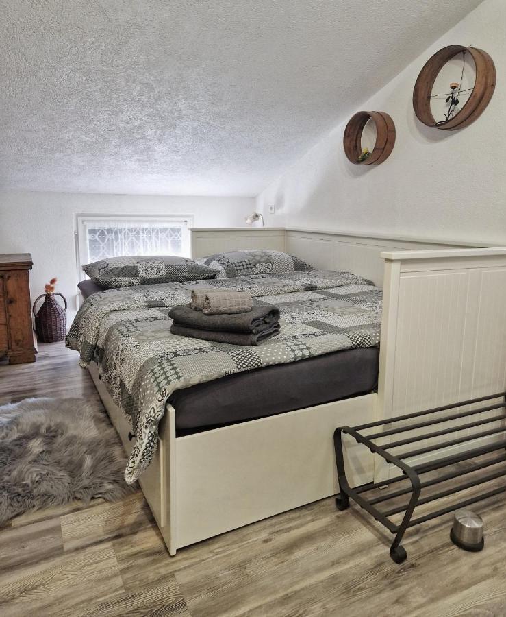 Sweet Room With A Terrace Roč المظهر الخارجي الصورة